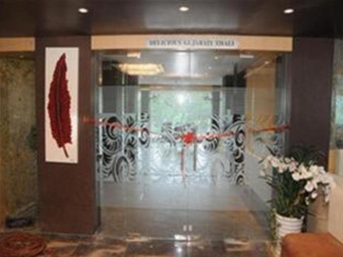 Royal Inn Ankleshwar Exterior foto